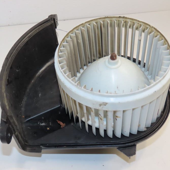 Ventilateur de chauffage occasion  7701068976 1