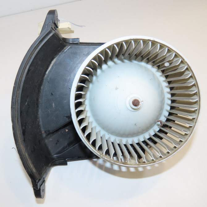 Ventilateur de chauffage occasion  7701068976 2