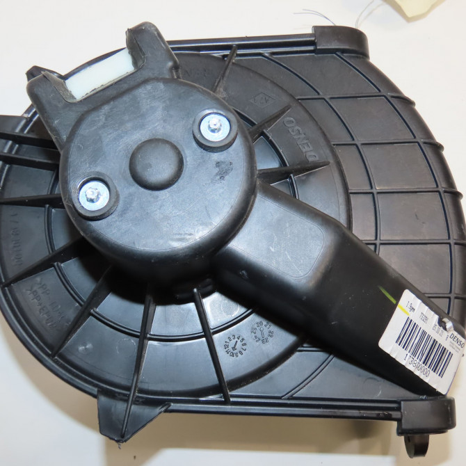 Ventilateur de chauffage occasion  7701068976 3