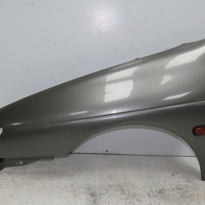 Aile avant gauche occasion RENAULT MEGANE I Phase 1 04-1995->04-1999 1.9D 64ch 7751675002 1