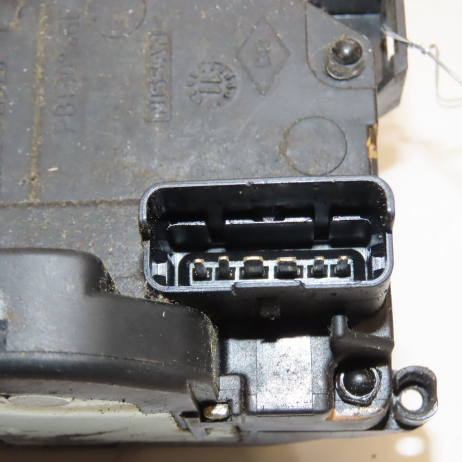 Serrure porte avg occasion RENAULT MASTER III Phase 1 04-2010->... 2.3 DCI 125ch 805035039R 5