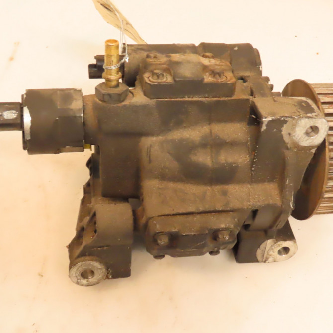 Pompe hp occasion RENAULT MEGANE III Phase 1 11-2008->01-2012 1.5 DCI 105ch 167008859R 3