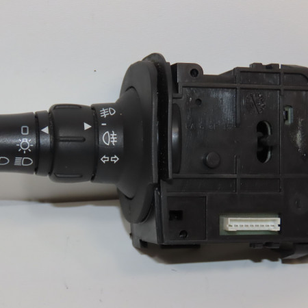 Commande clignotant occasion RENAULT SCENIC II Phase 1 03-2004->09-2006 1.5 DCI 100ch 7701060397