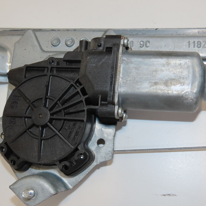 Mecanisme+moteur leve-glace ard occasion RENAULT MODUS Phase 2 01-2008->12-2012 1.5 DCI 85ch 8200801329 3
