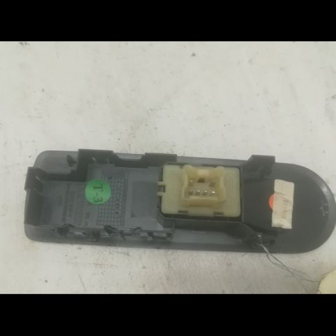 Commande lève-glace porte avant droite occasion RENAULT CLIO IV Phase 1 07-2012->... 1.5 DCI 90ch 254218614R 2