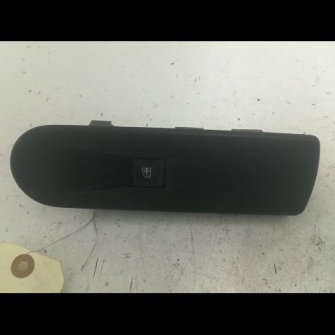 Commande lève-glace porte avant droite occasion RENAULT CLIO IV Phase 1 07-2012->... 1.5 DCI 90ch 254218614R 1