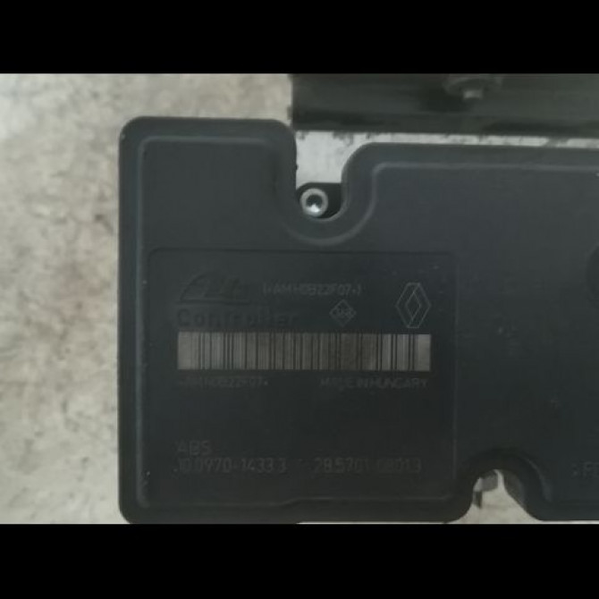 Unité hydraulique ABS occasion RENAULT TWINGO II Phase 1 06-2007->11-2011 1.5 DCI 65ch 8201078284 2