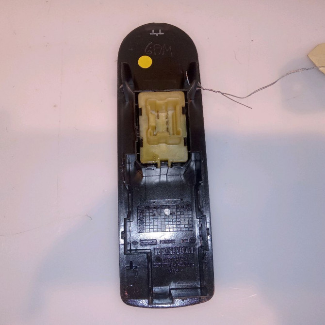 Commande lève-glace porte avant droite occasion RENAULT CLIO IV Phase 1 07-2012->... 1.5 DCI 90ch 254218614R 2