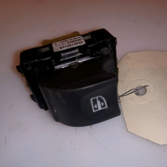 Commande lève-glace porte avant droite occasion RENAULT CAPTUR Phase 1 02-2013->... 1.5 DCI 90ch 254218614R 1