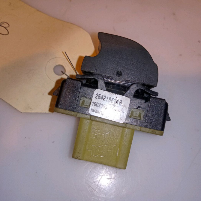 Commande lève-glace porte avant droite occasion RENAULT CAPTUR Phase 1 02-2013->... 1.5 DCI 90ch 254218614R 2