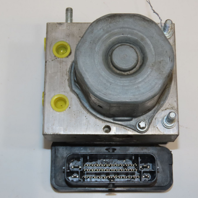 Unité hydraulique ABS occasion RENAULT TWINGO III Phase 1 06-2014->... 0.9 TCE 12v 90ch 476609516R 3