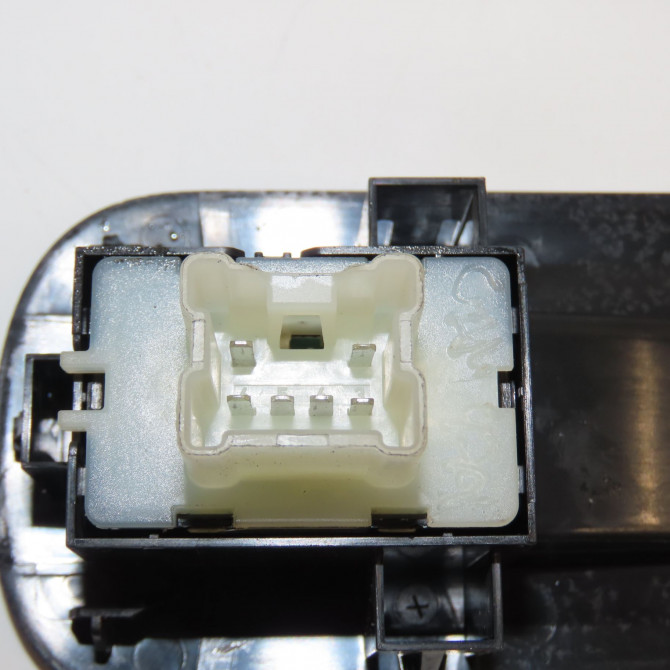 Commande lève-glace porte avant droite occasion  254218614R 3