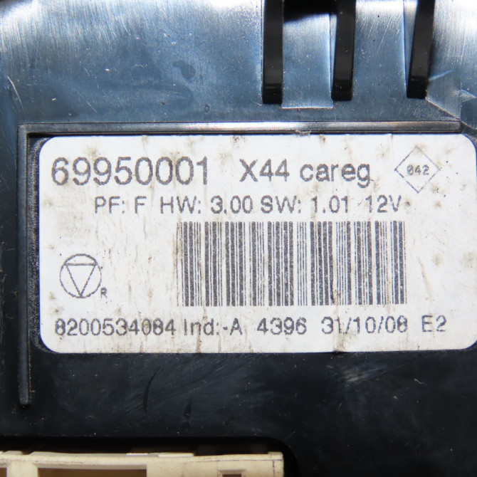 Commande de chauffage occasion RENAULT TWINGO II Phase 1 06-2007->11-2011 1.2i 16v 75ch 8200534084 4