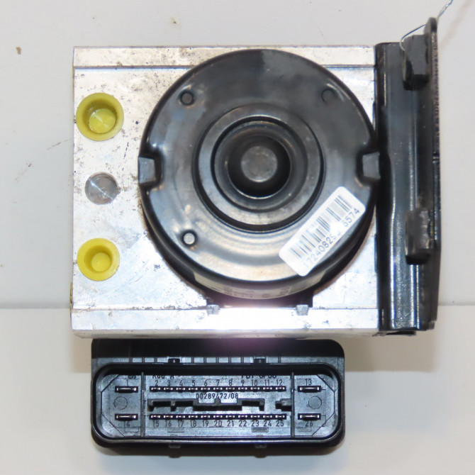 Unité hydraulique ABS occasion RENAULT TWINGO II Phase 1 06-2007->11-2011 1.5 DCI 65ch 8201078284 3