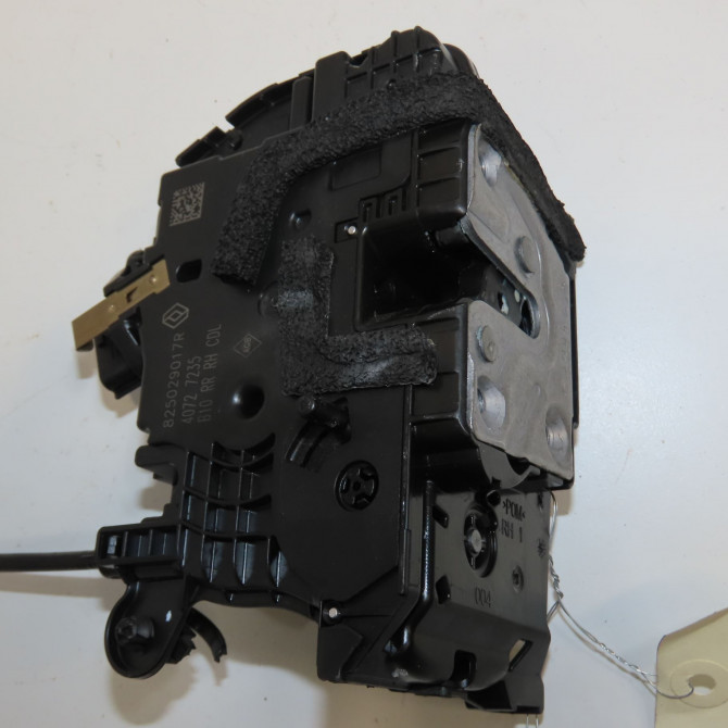 Serrure porte ard occasion RENAULT ZOE Phase 1 10-2012->... Zen 825029017R 1