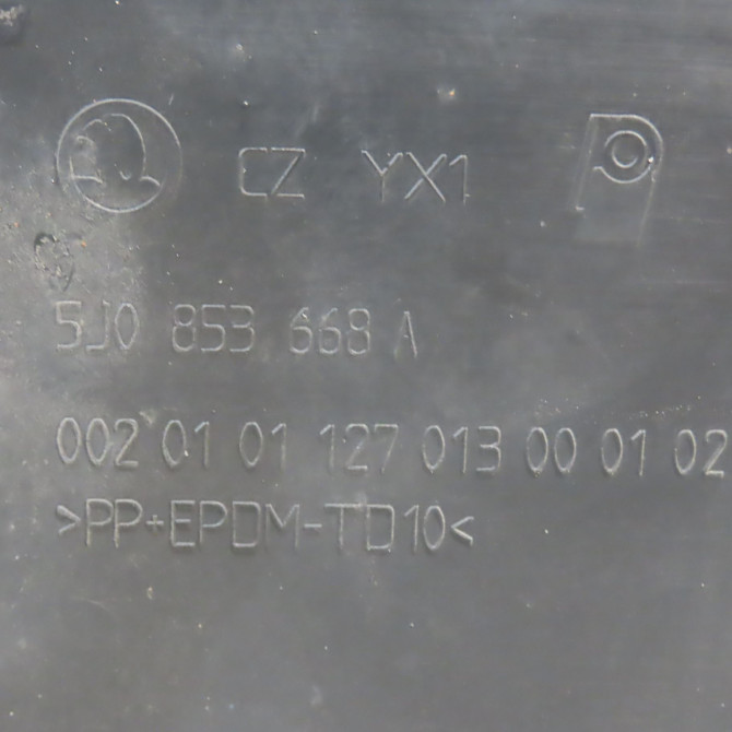 Calandre occasion SKODA FABIA II Phase 1 05-2007->03-2010 1.4 TDI 80ch 5J0853668A9B9 3