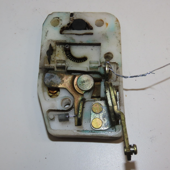 Serrure porte avd occasion ROVER MINI CZH3528 2