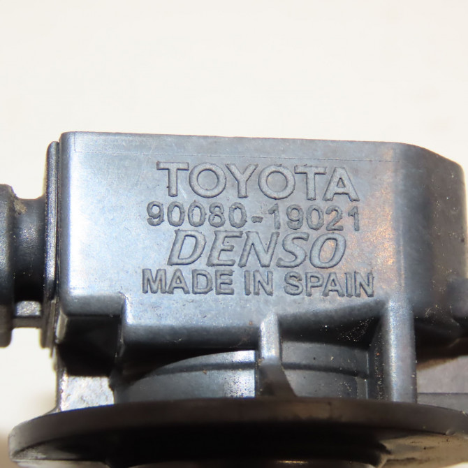 occasion TOYOTA YARIS I Phase 2 03-2003->12-2005 1.3i 87ch 9091902240 4