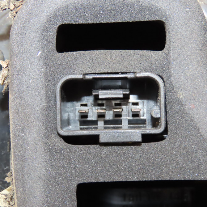 Feu arrière droit occasion VOLKSWAGEN GOLF V 5M0945096N 3