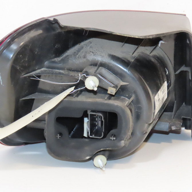 Feu arrière droit occasion VOLKSWAGEN GOLF PLUS Phase 1 03-2005->03-2009 1.9 TDI 105ch 5M0945096N 2