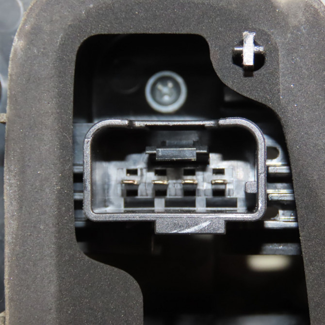 Feu arrière droit occasion VOLKSWAGEN GOLF PLUS Phase 1 03-2005->03-2009 1.9 TDI 105ch 5M0945096N 3