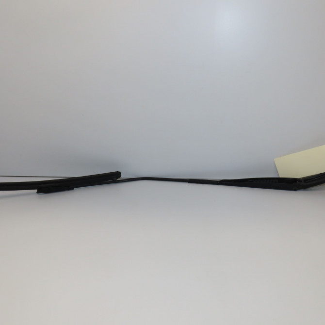 Bras essuie-glace avant droit occasion RENAULT CAPTUR Phase 1 02-2013->... 0.9 90 ch 288810288R 2