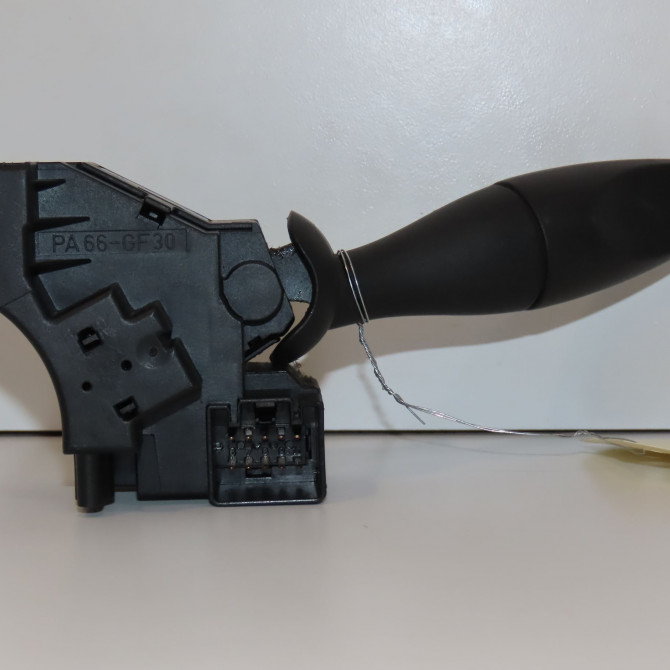 Commande clignotant occasion FORD FIESTA V Phase 2 10-2005->10-2008 1.4 TDCI 1356218 2