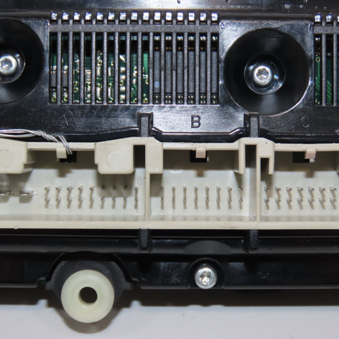 Commande de chauffage occasion VOLKSWAGEN TOURAN I Phase 2 11-2006->09-2010 2.0TDi 16v 140ch 1K0907044CT 3