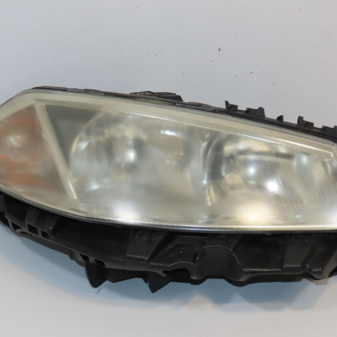 Phare droit occasion RENAULT MEGANE II Phase 1 09-2003->12-2005 1.6 16v 260108053R 1