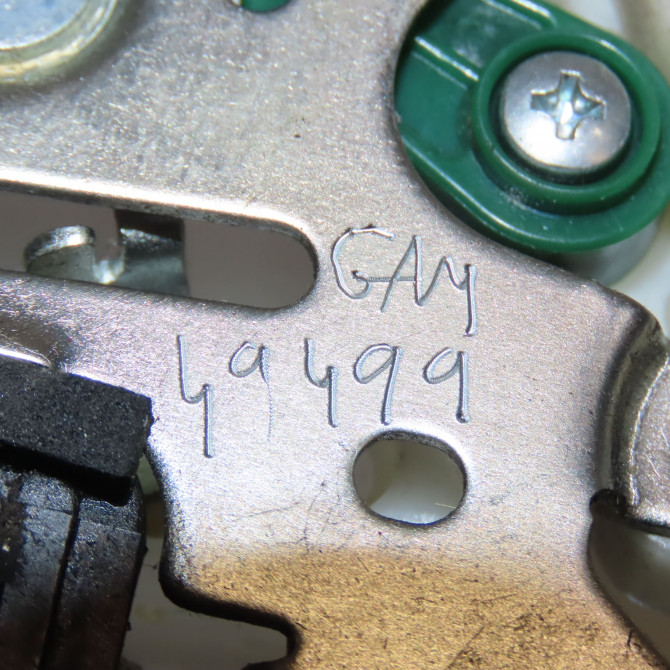 Serrure porte avg occasion RENAULT MAXITY 6