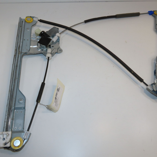 Mecanisme+moteur leve-glace avg occasion RENAULT MAXITY 2