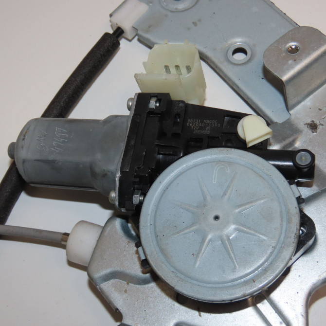 Mecanisme+moteur leve-glace avg occasion RENAULT MAXITY 3