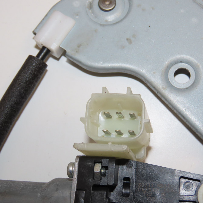 Mecanisme+moteur leve-glace avg occasion RENAULT MAXITY 4