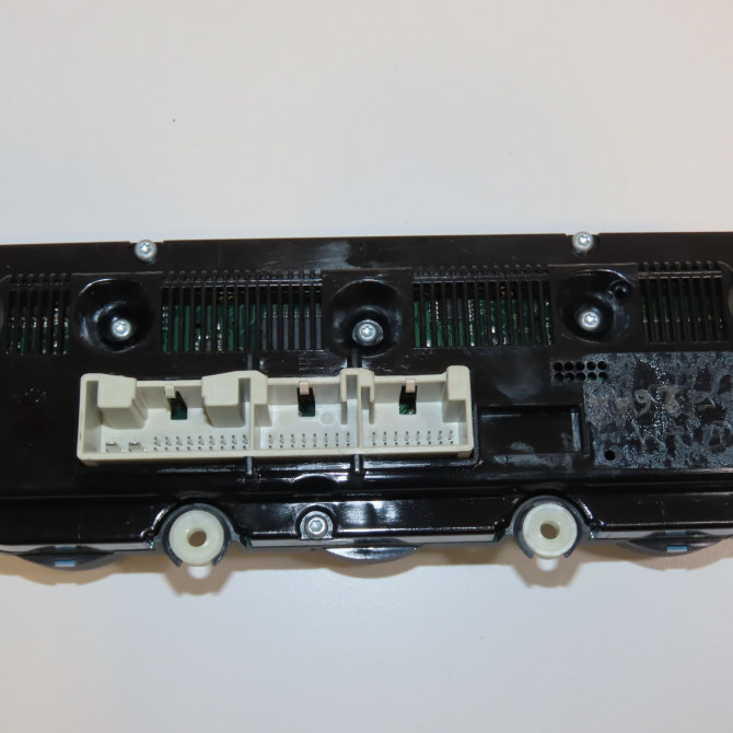 Commande de chauffage occasion VOLKSWAGEN TOURAN I Phase 2 11-2006->09-2010 2.0TDi 16v 140ch 2