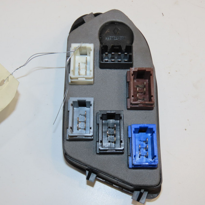 Commande lève-glace porte avant gauche occasion RENAULT SAFRANE Phase 2 09-1996->08-2000 2.2 DT 7700412747 2