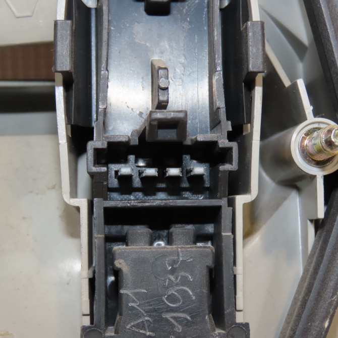 Feu arrière gauche occasion RENAULT SAFRANE Phase 2 09-1996->08-2000 2.2 DT 7701042481 3