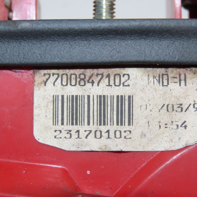 Feu arrière interieur gauche occasion RENAULT SAFRANE Phase 2 09-1996->08-2000 2.2 DT 7700428401 5