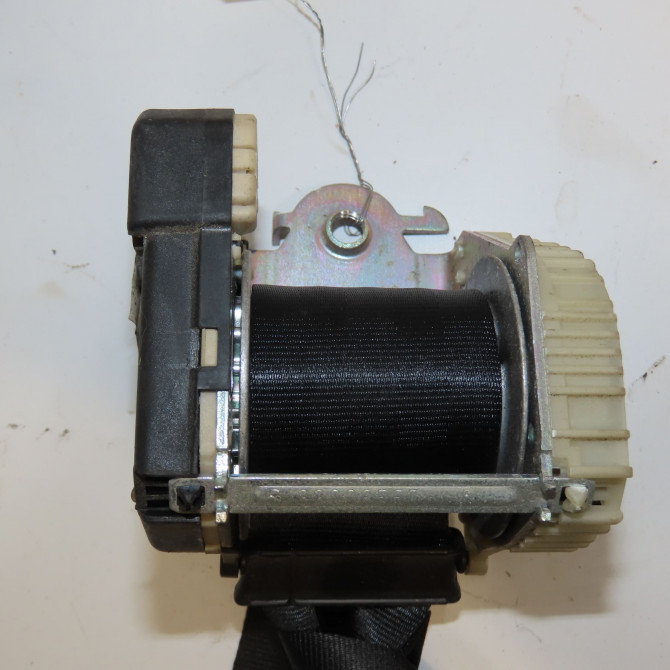 Ceinture arrière gauche occasion RENAULT TWINGO II Phase 1 06-2007->11-2011 1.5 DCI 65ch 8200813033 2