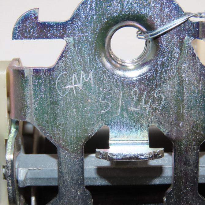 Ceinture arrière gauche occasion RENAULT TWINGO II Phase 1 06-2007->11-2011 1.5 DCI 65ch 8200813033 4