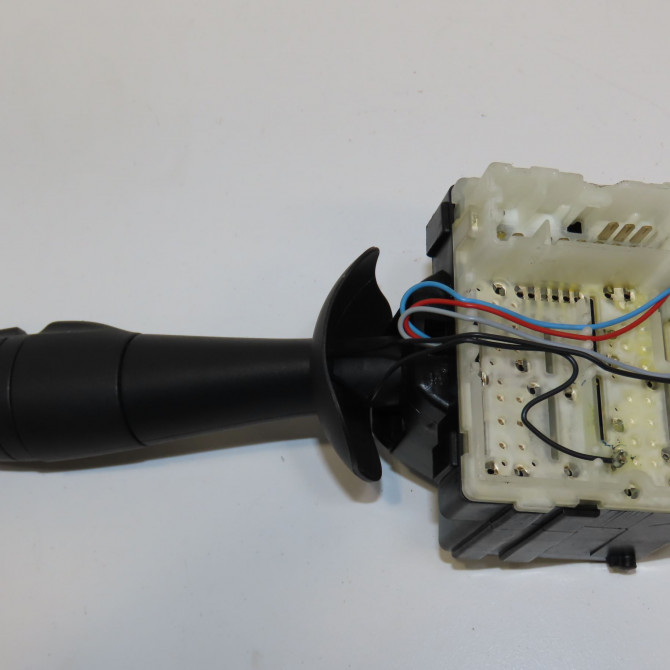 Commande essuie glace occasion RENAULT TWINGO III Phase 1 06-2014->... 0.9 TCE 12v 90ch 252605466R 2