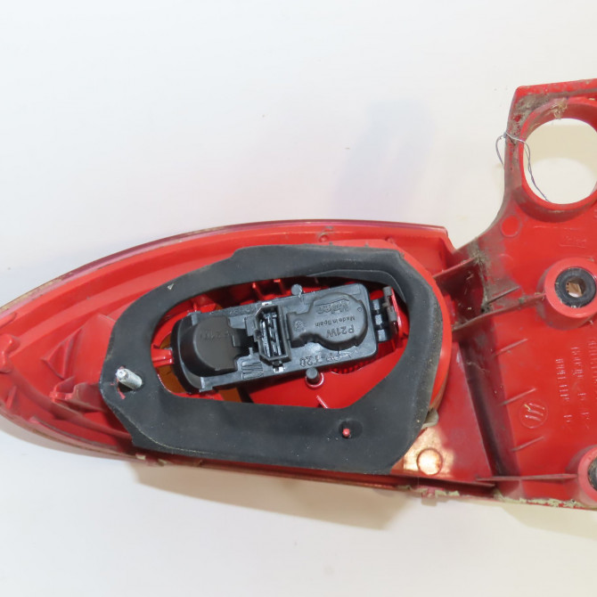 Feu arrière droit occasion SEAT LEON II Phase 2 05-2009->09-2012 1.6 TDI 105ch 1P0945112D 2