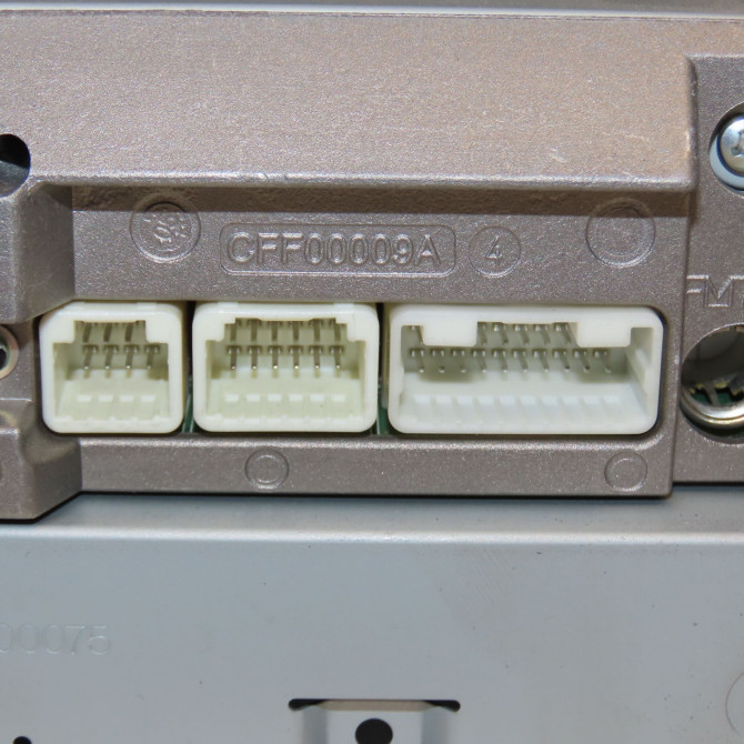 Autoradio occasion TOYOTA YARIS II Phase 1 12-2005->11-2009 861200D210EX 4