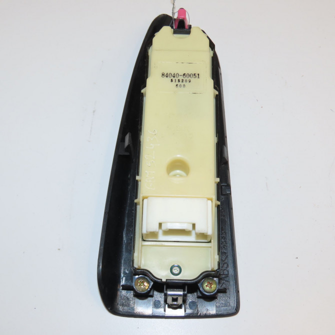 Commande lève-glace porte avant gauche occasion TOYOTA 146 Phase 1 04-1995->04-1999 3.0 D-4D 166ch 8404060053 2