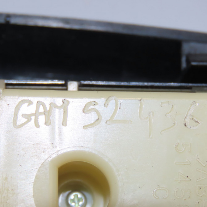 Commande lève-glace porte avant gauche occasion TOYOTA 146 Phase 1 04-1995->04-1999 3.0 D-4D 166ch 8404060053 5