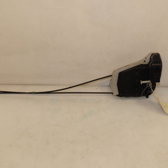 Serrure porte arg occasion TOYOTA YARIS III YARIS III Phase 1 2011-03-01->2015-04-30 1.5 100ch 690600D110 1