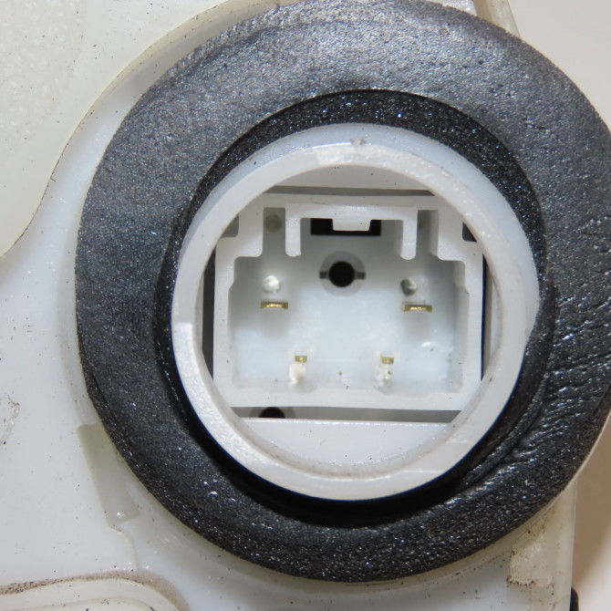 Serrure porte arg occasion TOYOTA YARIS III YARIS III Phase 1 2011-03-01->2015-04-30 690600D110 3