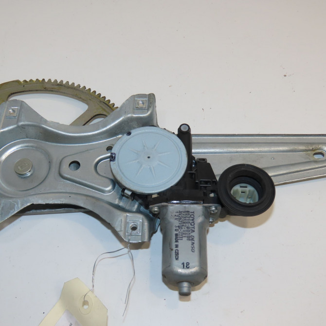 Mecanisme+moteur leve-glace arg occasion TOYOTA YARIS III YARIS III Phase 1 2011-03-01->2015-04-30 698400D230 1