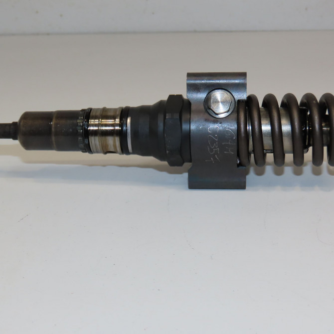 occasion VOLKSWAGEN GOLF V Phase 1 11-2003->10-2008 2.0 TDI 136ch 3G130073G 2