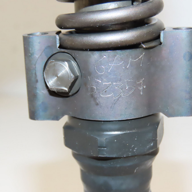 occasion VOLKSWAGEN GOLF V Phase 1 11-2003->10-2008 2.0 TDI 136ch 3G130073G 4