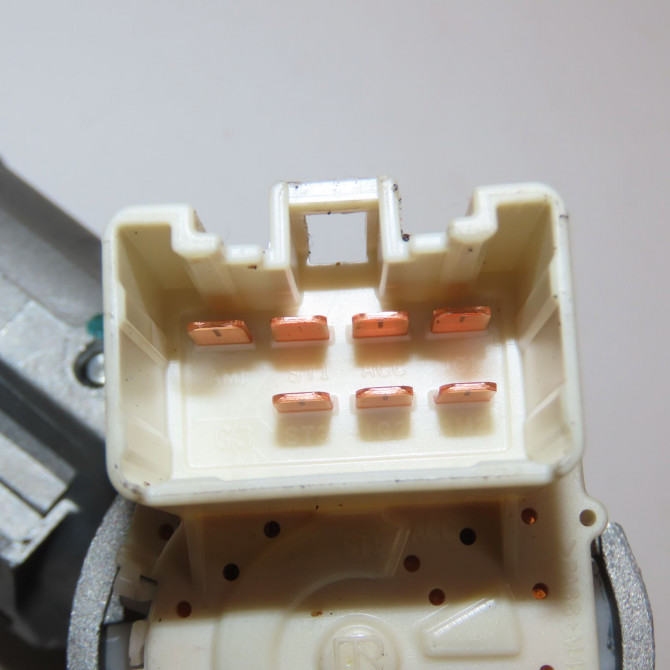 Kit serrures + antivol occasion TOYOTA YARIS II Phase 1 12-2005->11-2009 1.4 D-4D 690524215084 2